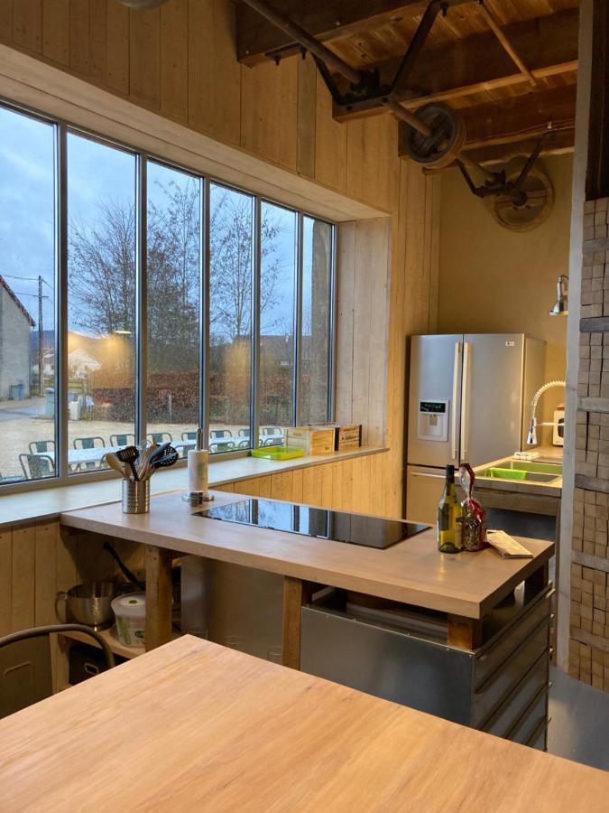 Gite L'Atelier De Tournerie Montigny-sur-l'Ain Bagian luar foto